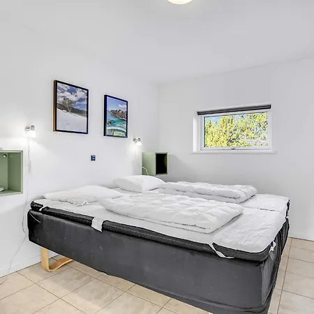 26 Person In Feriehus Jerup